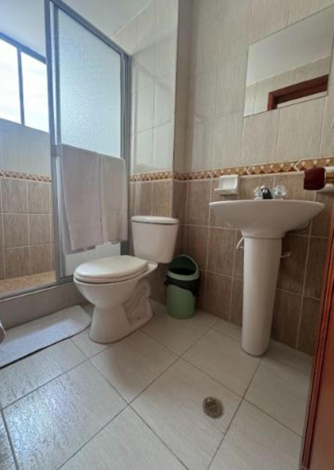 Internacional El Nogal Ipiales Hotel Bagian luar foto