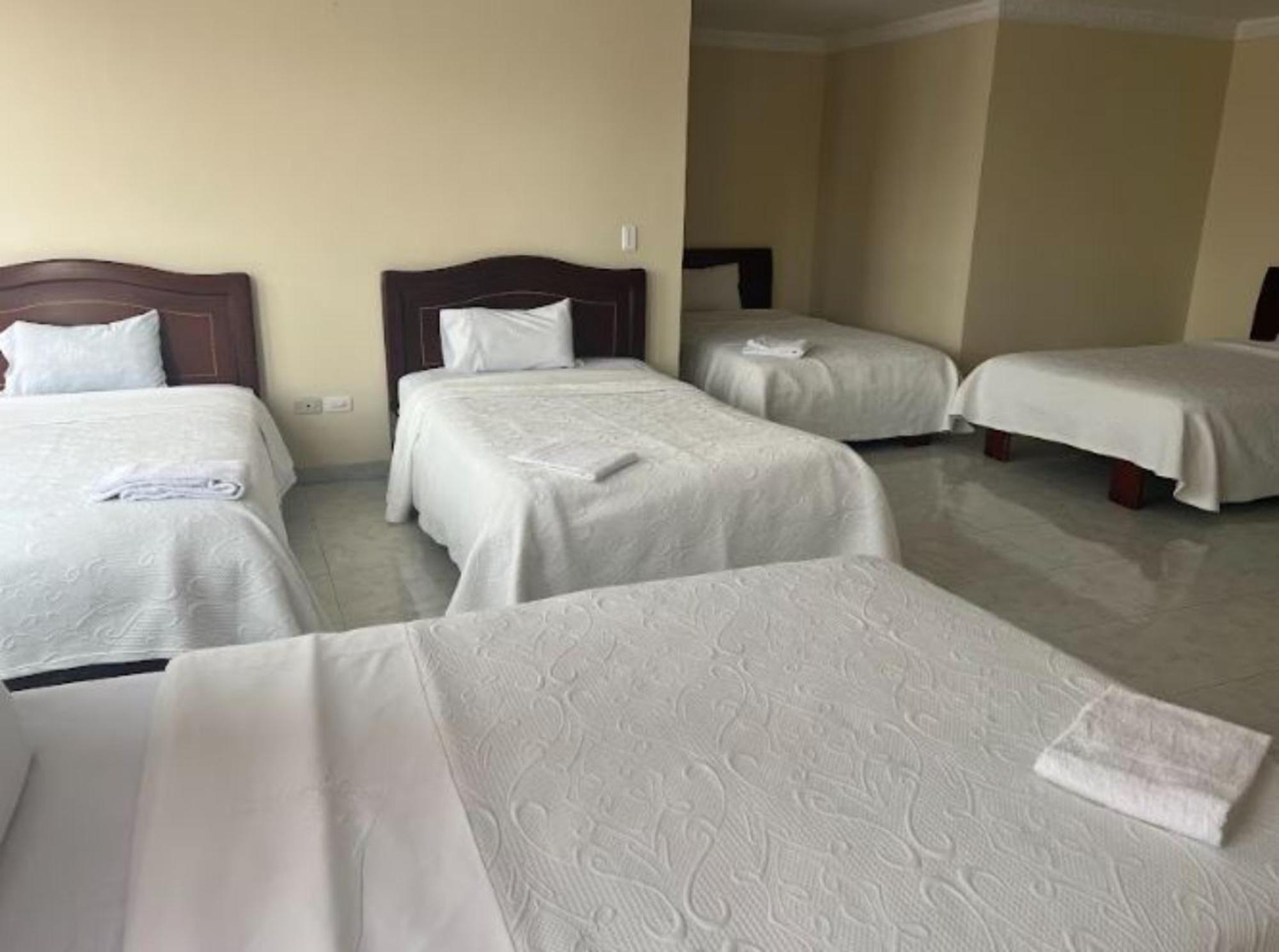 Internacional El Nogal Ipiales Hotel Bagian luar foto